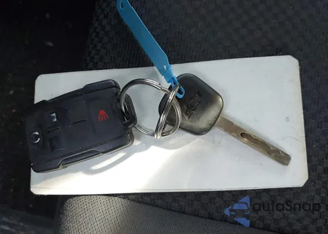 2017 Chevrolet Silverado 1500 1Lt из США, поврежденный, VIN 1GCVKREHXHZ207747